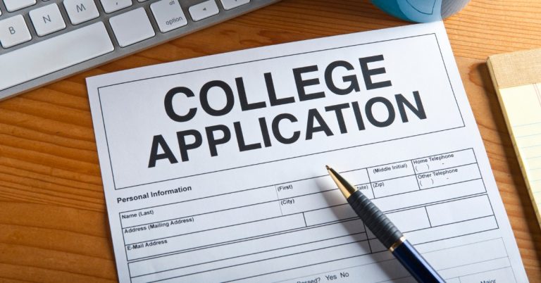 Best Colleges With February Deadlines